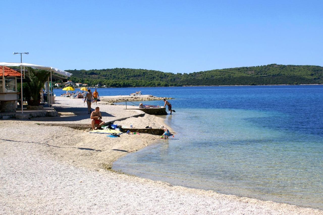 Apartments By The Sea Trogir - 15011 מראה חיצוני תמונה